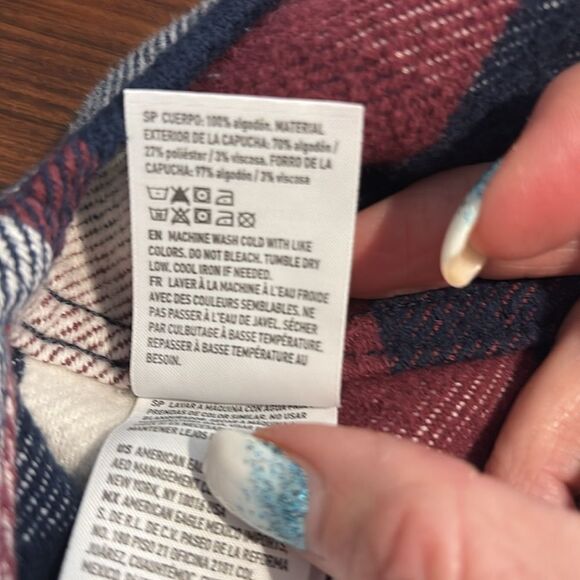 American Eagle Flannel Hooded Button Down Size S - Picture 12 of 12